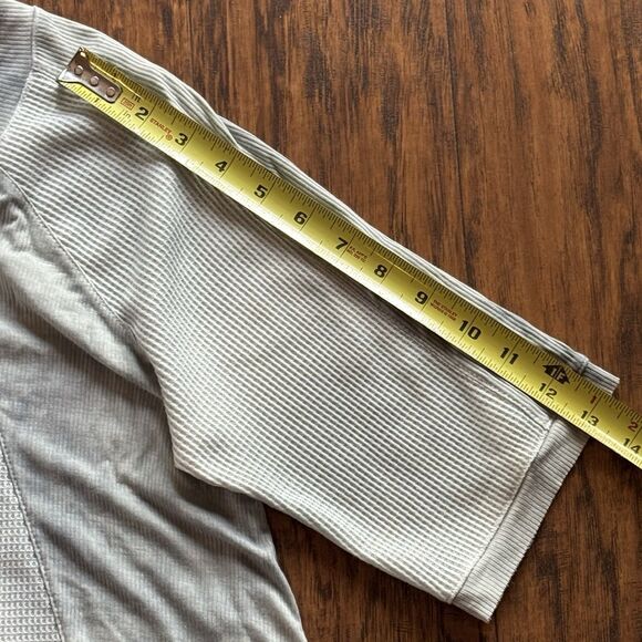 POL Women’s Blouse Tunic Top Size Small Sage Green Grey Waffle Tie Dye Oversized - Picture 6 of 9